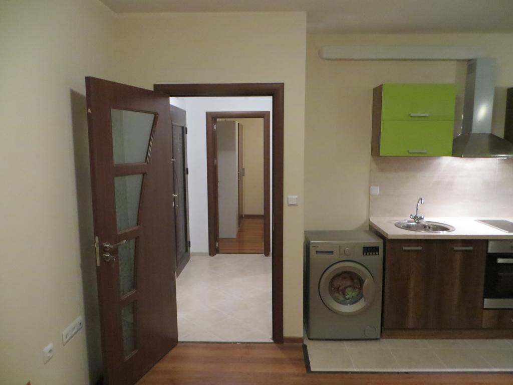 Emona Apartment Burgas Esterno foto