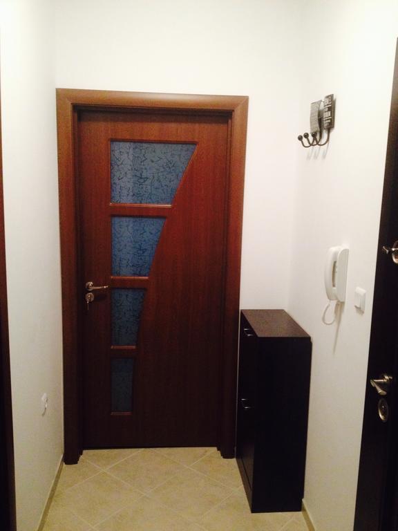 Emona Apartment Burgas Esterno foto